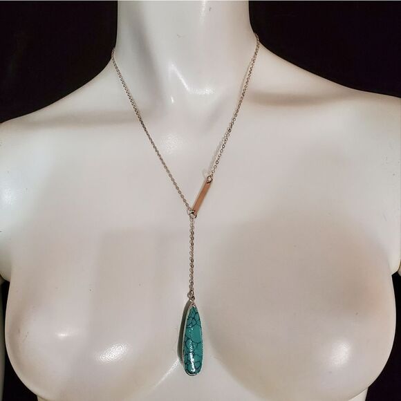 NWT Envy Silver & Blue Necklace - Picture 1 of 3